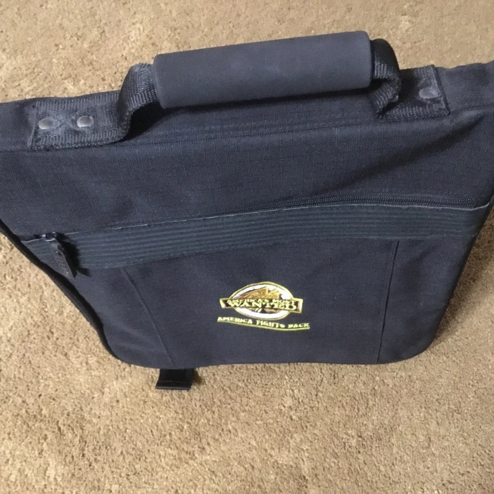 Lap Top Computer Bag America’s Most Wanted Unique & Nice!